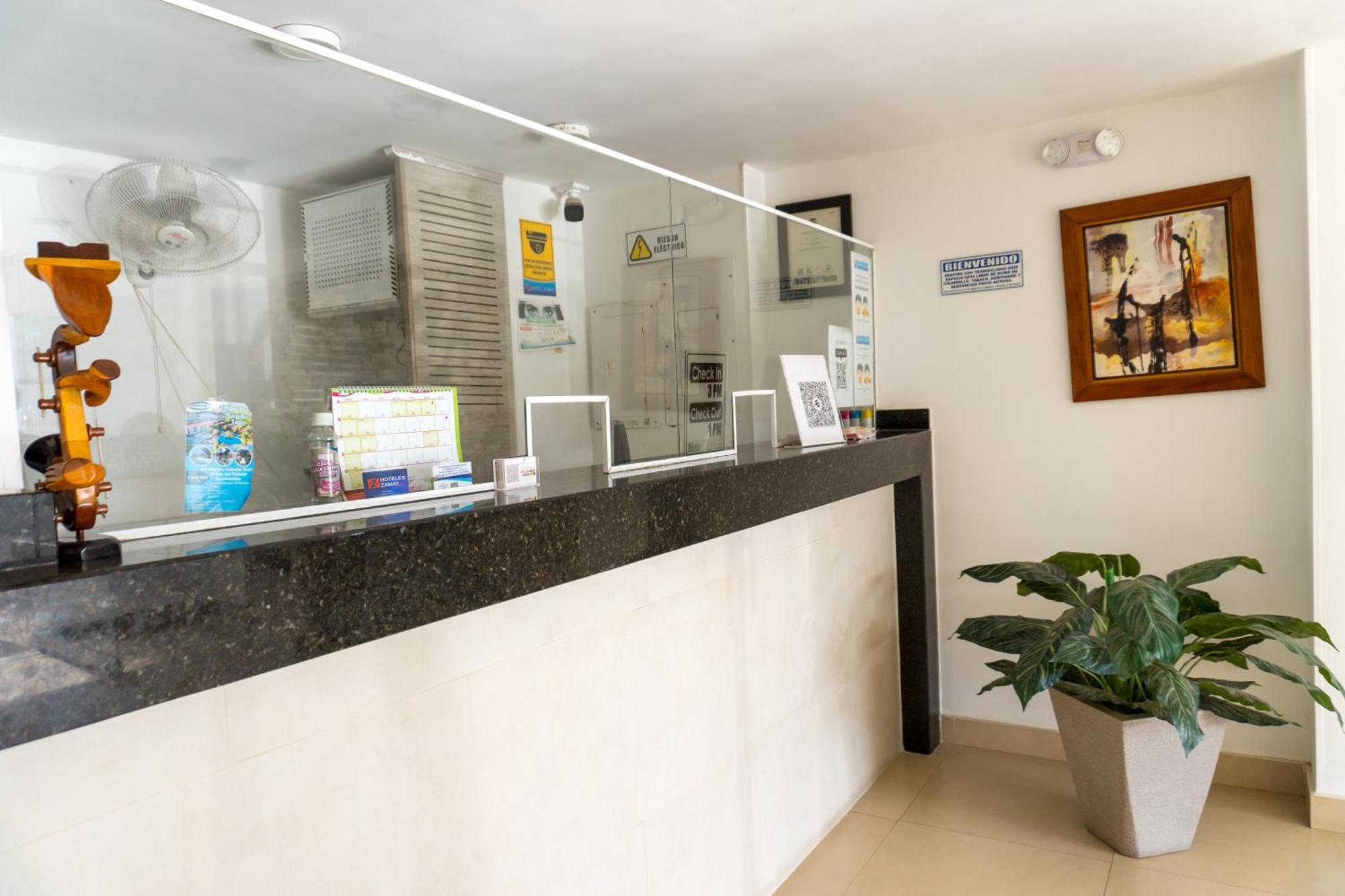 Hotel Zamay Plus Santa Marta  Exteriér fotografie